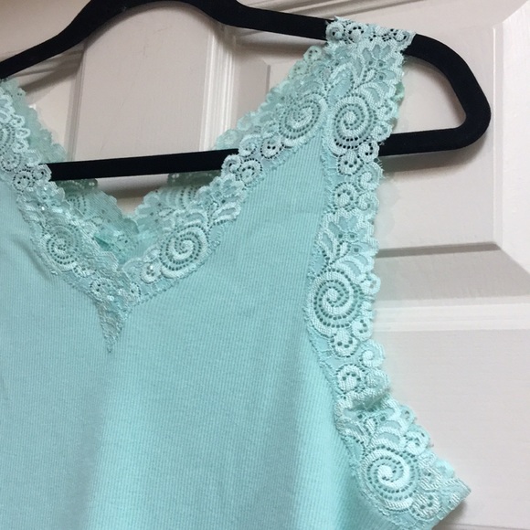 ‘NWOT’ Lace Tank Top - Picture 2 of 6